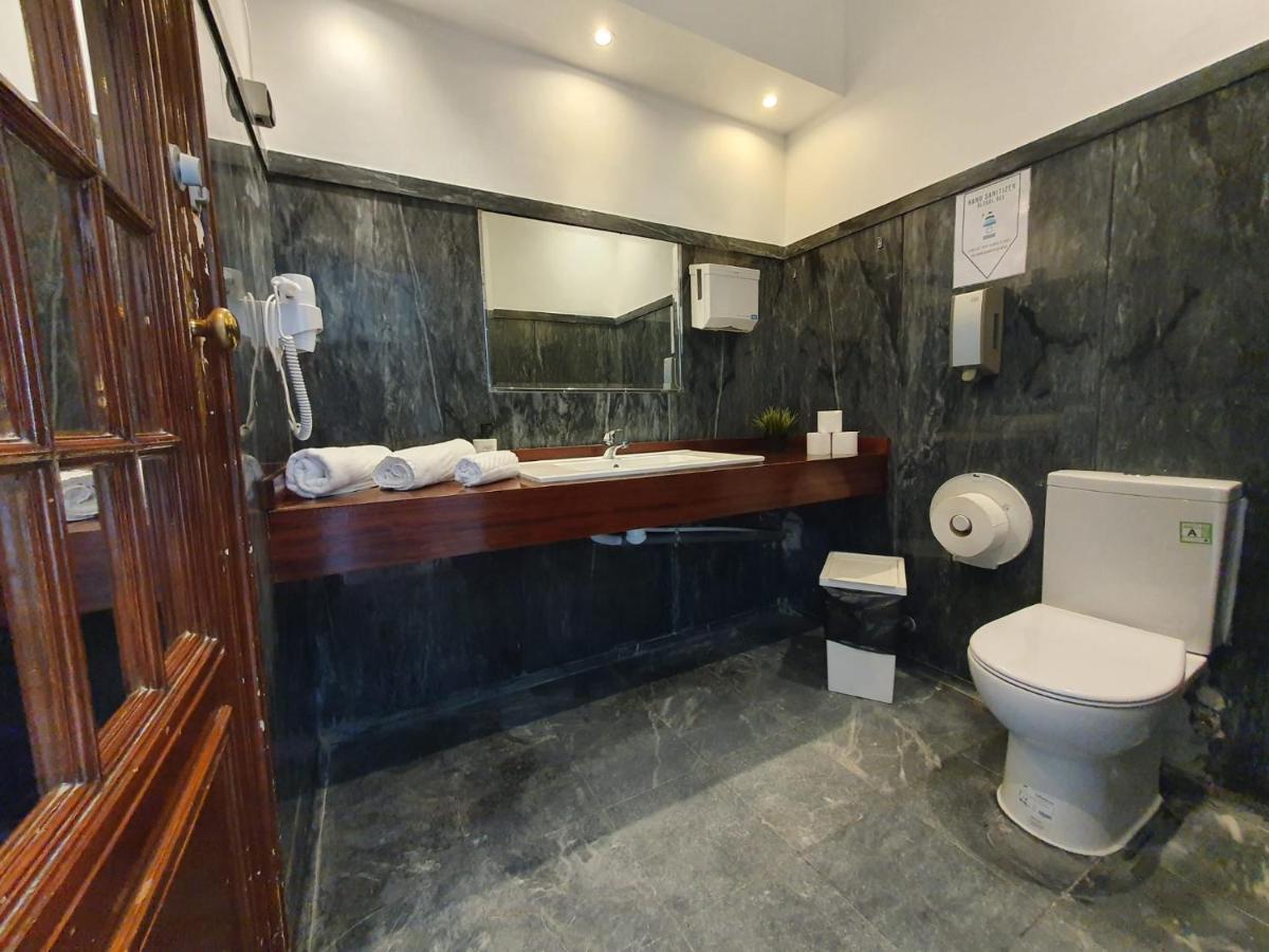 Habitación Doble con baño privado